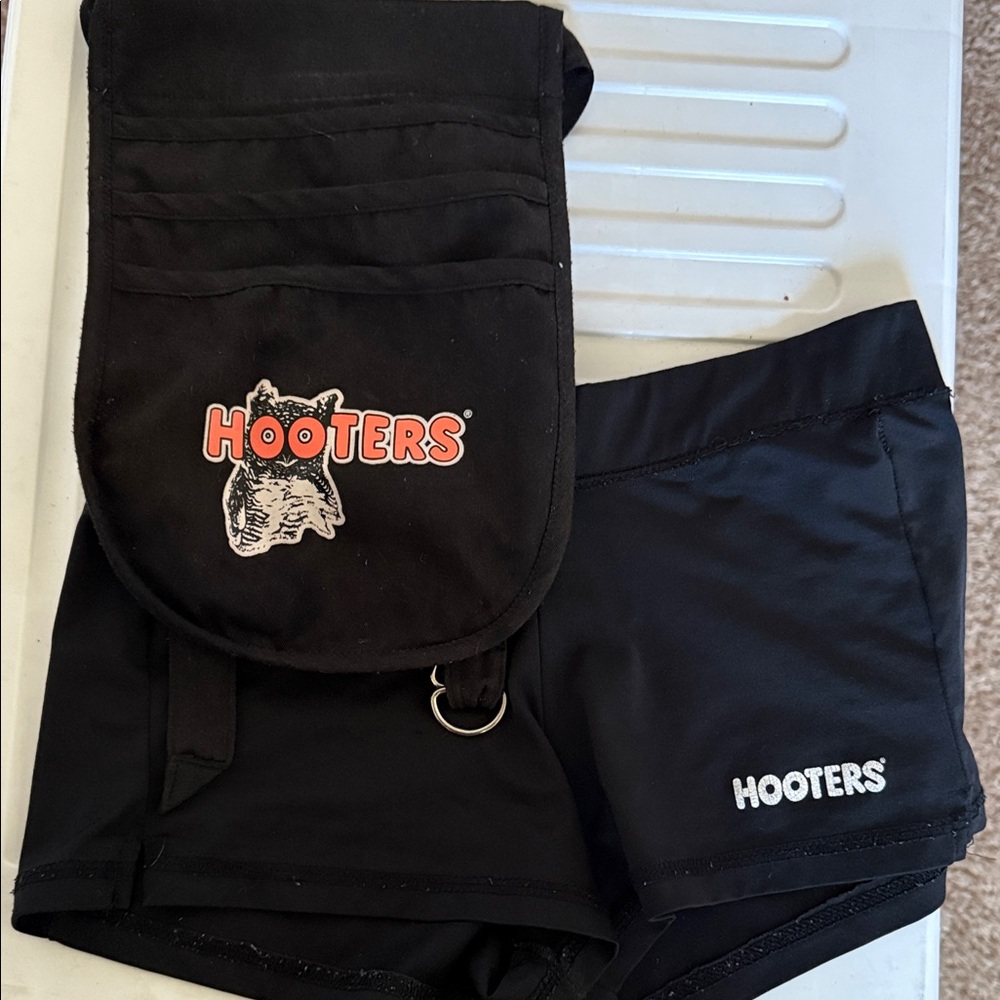 Hooters Black Apparel Set
